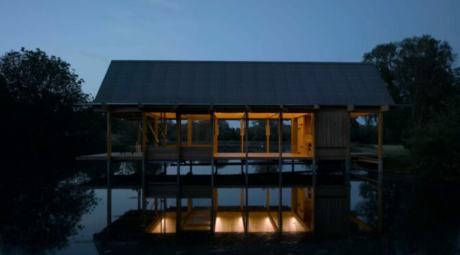 A Convertible Fishing House in Hampshire