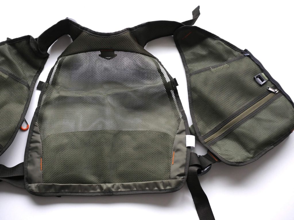 Bass Dash Fishing Vest Inside
