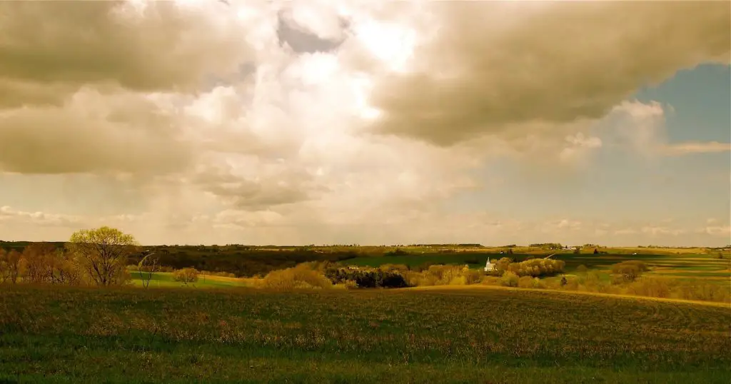 Fly fishing Wisconsin: the beautiful rivers of the driftless area