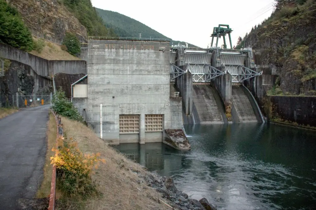 Big Cliff Dam