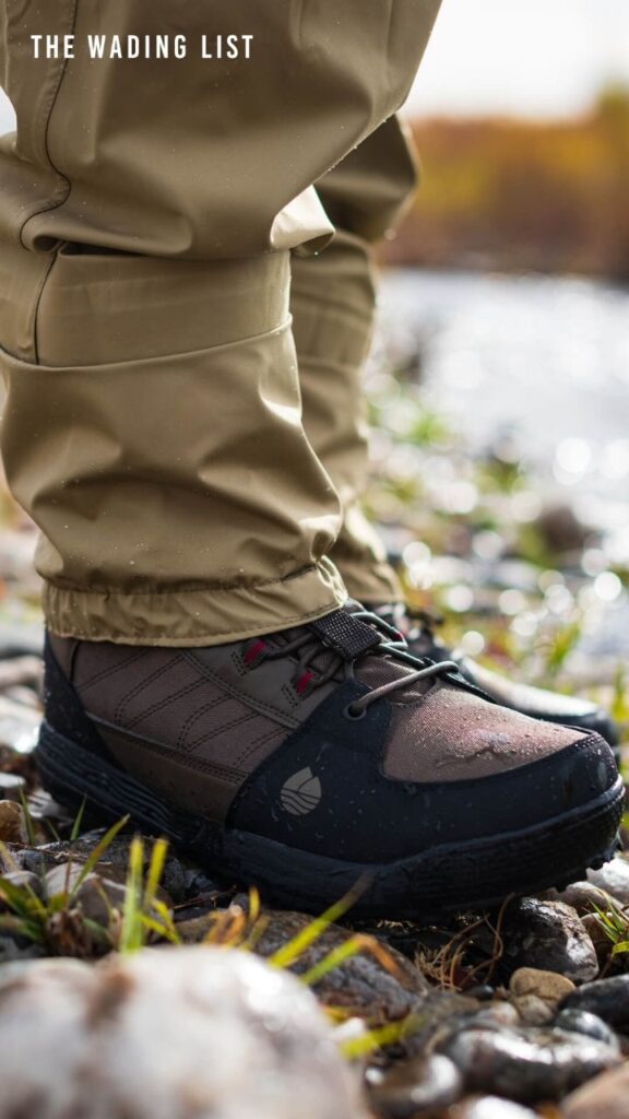 Redington Crosswater wading boots