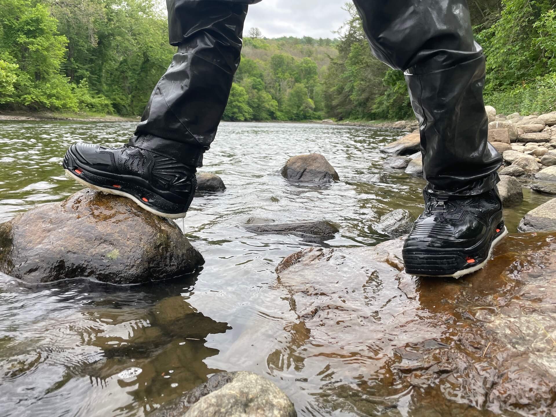 Fly Fishing Wading Boots Dry-quickly and Non-slip Wader Rubber Sole Boots 