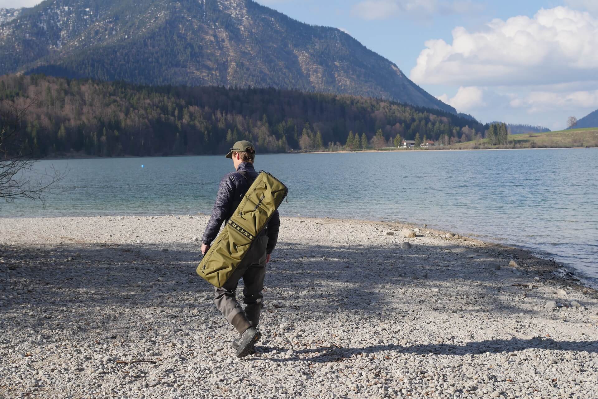 Best Fly Rod Case - Ultimate Buyer's Guide - The Wading List