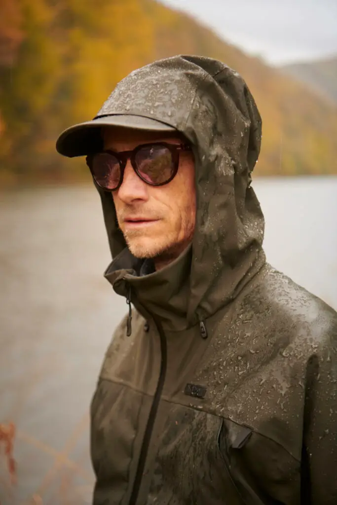 Pockets and storage in wading jackets guide: Filson Skagit Jacket on a rainy fall day in NY - Photo: Christian Anwander © The Wading List