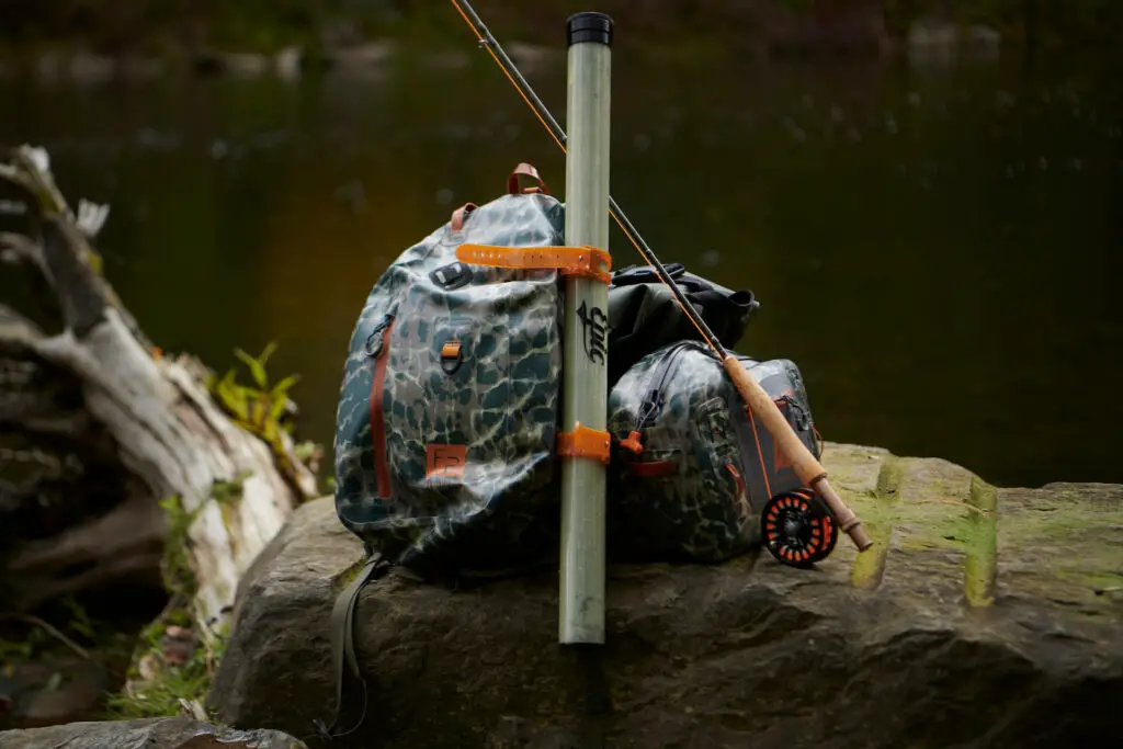 Fishpond Thunderhead Sling with Fly Rod Tube