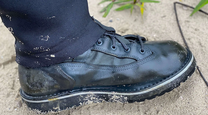 Weighing the Trade-offs: Lightweight and Sturdy Wading Boots