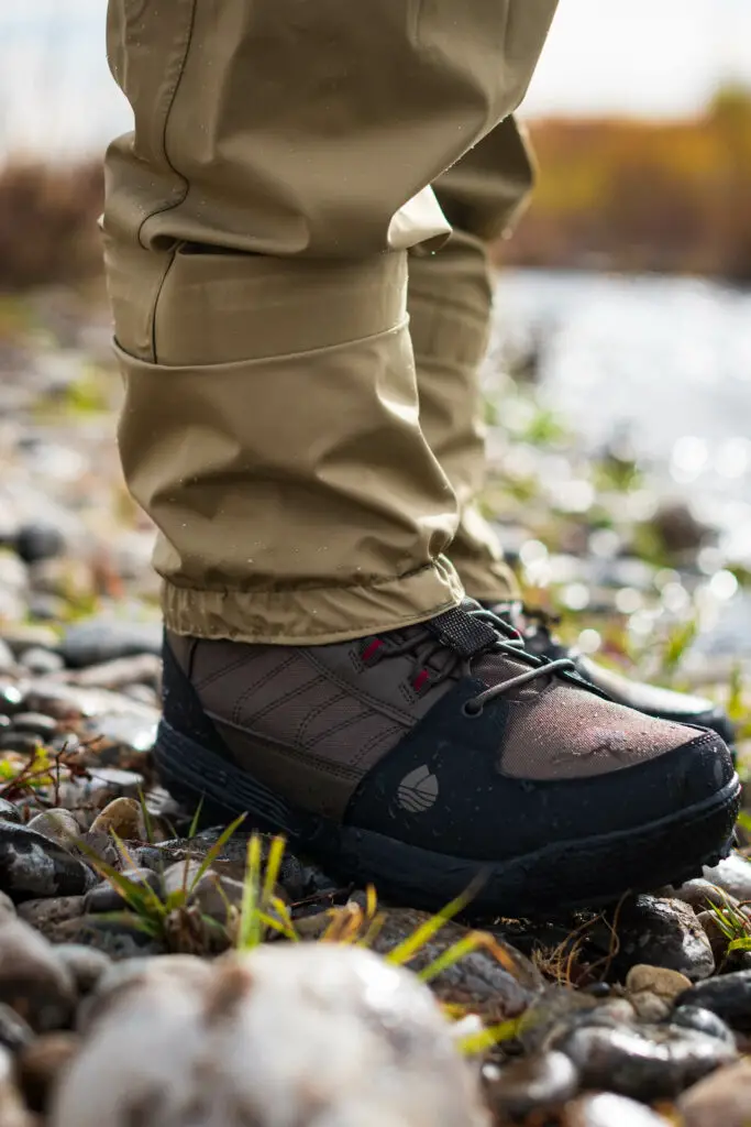 Redington Benchmark Wading Boots Closeup