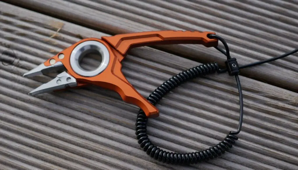 Simms Flyweight Pliers