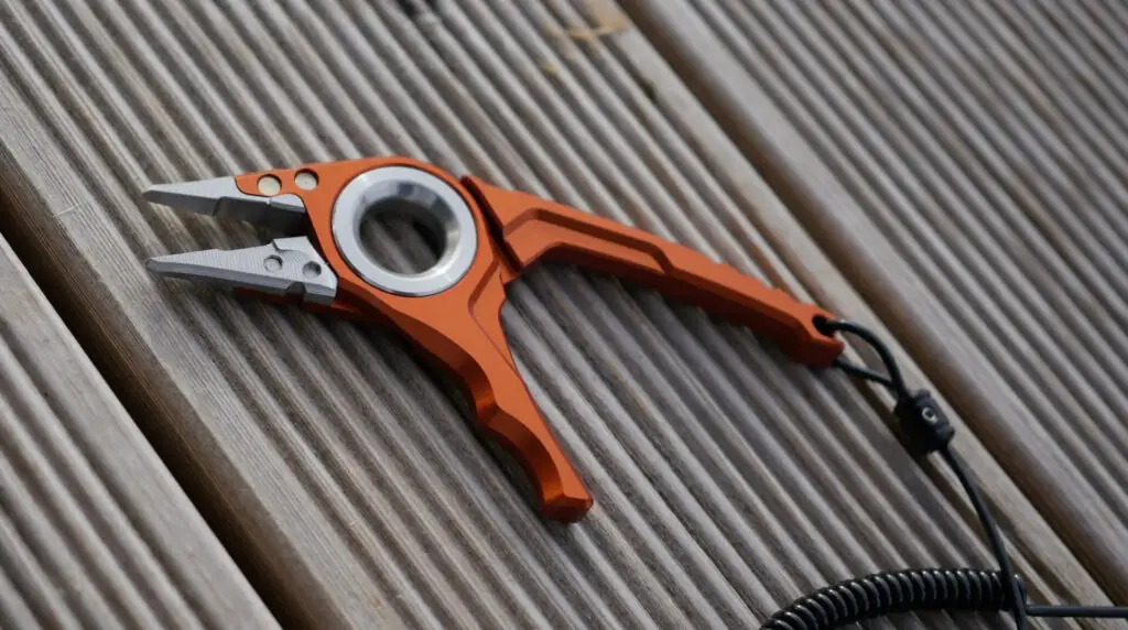 Simms Flyweight Pliers in orange