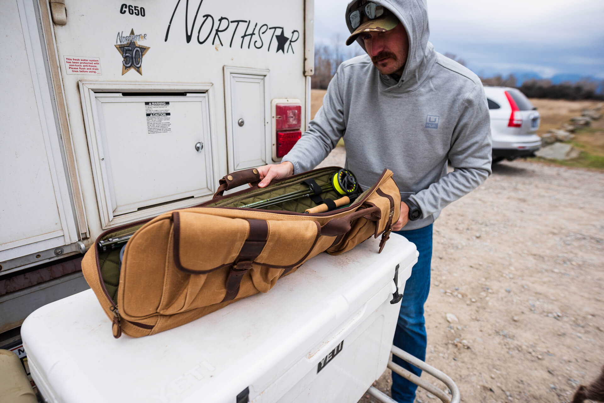 Maine Guide Waxed-Canvas Four-Piece Rod Case