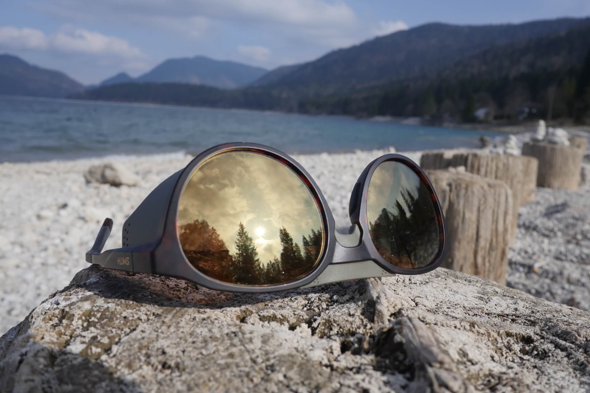 We got our hands on the Tortoise frame paired with the ChromaPop™ Glass Polarized Bronze Mirror lens. 