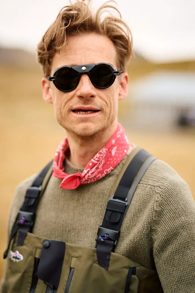 The suspender system on the Expedition features wider shoulder straps and offers more comfort.